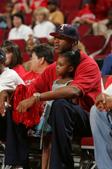 典动漫为底 典动漫为底